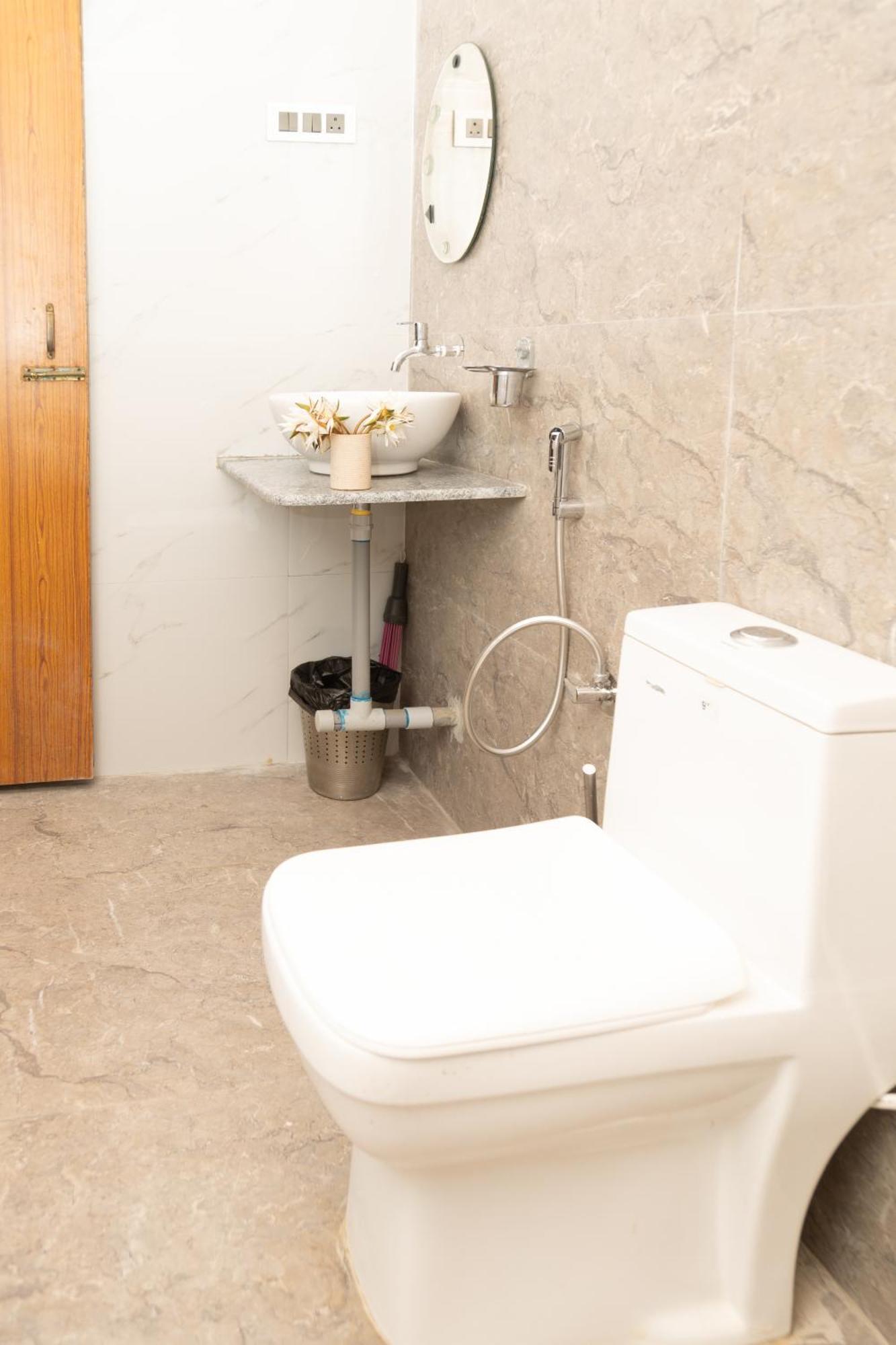 Bbn Serviced Apartment كالانغيُت المظهر الخارجي الصورة